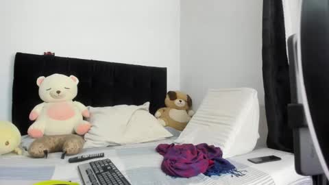 yinyyanghot online show from 10-09-25, 12:30