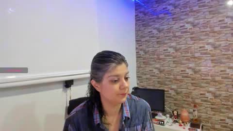 yinyyanghot online show from 11-25-25, 04:01