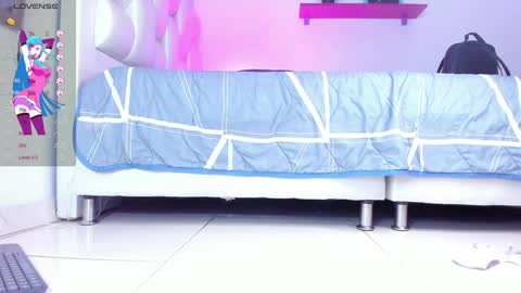 Snapshot of yiovanna19 chatting on 01-03-25, 03:22 Yiovanna online show from 01-03-25, 03:22