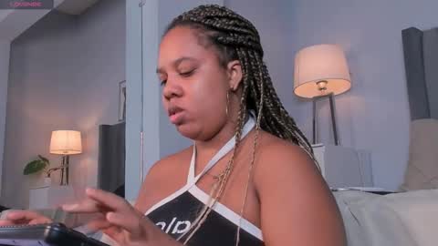 roxie reyes  online show from 09-21-25, 02:02