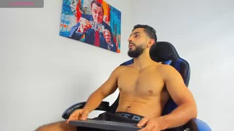 Snapshot of yiyo10_ chatting on 07-19-26, 10:24 Yiyo online show from 07-19-26, 10:24