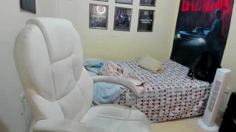 yker online show from 03-26-26, 05:02