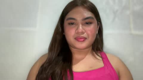 Snapshot of yllanahard chatting on 01-28-25, 12:54 yllana love online show from 01-28-25, 12:54