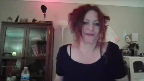 Snapshot of ymiyim chatting on 01-09-26, 12:35 ymiyim online show from 01-09-26, 12:35