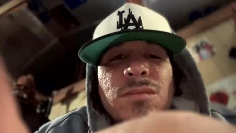 Snapshot of ymmotg chatting on 01-21-25, 01:18 ymmotg online show from 01-21-25, 01:18