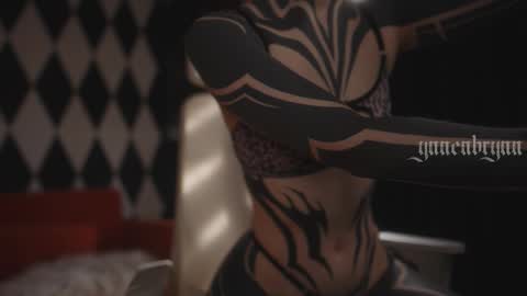 Snapshot of ynnenbrynn chatting on 03-17-26, 07:55 ynnenbrynn online show from 03-17-26, 07:55