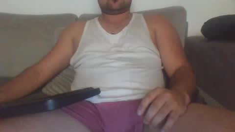 TuRey online show from 05-18-26, 03:35