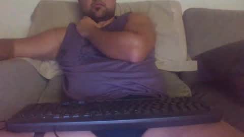TuRey online show from 05-22-26, 01:35