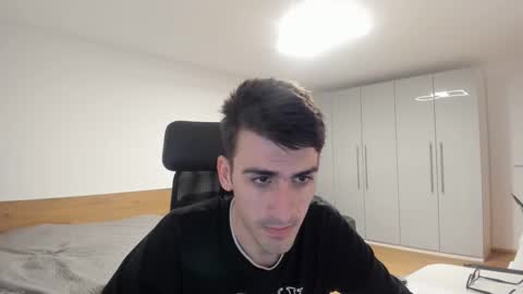 Snapshot of yoda130305 chatting on 03-02-26, 06:26 yoda130305 online show from 03-02-26, 06:26