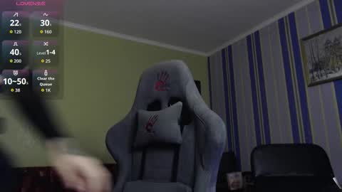 yofukashi online show from 10-09-25, 10:35