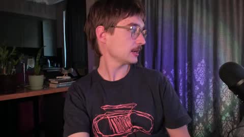 Max online show from 04-14-26, 03:45