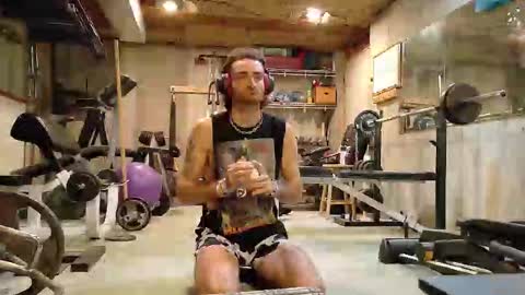 Snapshot of yogurtmaker chatting on 09-30-25, 08:36 Yogurtmaker online show from 09-30-25, 08:36