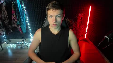 Snapshot of yoi_aji chatting on 09-15-25, 06:02 You can ask my name in pm online show from 09-15-25, 06:02