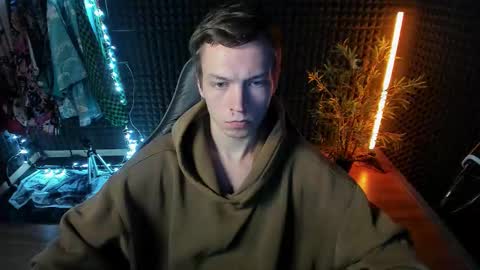 Snapshot of yoi_aji chatting on 09-26-25, 04:49 You can ask my name in pm online show from 09-26-25, 04:49