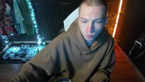 Snapshot of yoi_aji chatting on 10-19-25, 04:46 You can ask my name in pm online show from 10-19-25, 04:46