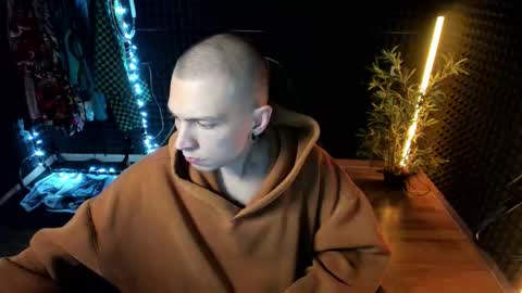 Snapshot of yoi_aji chatting on 11-20-25, 05:01 You can ask my name in pm online show from 11-20-25, 05:01