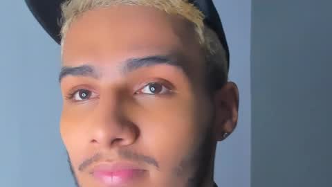 Snapshot of yoi_olimpo chatting on 12-18-24, 12:51 Yoi Olimpo online show from 12-18-24, 12:51