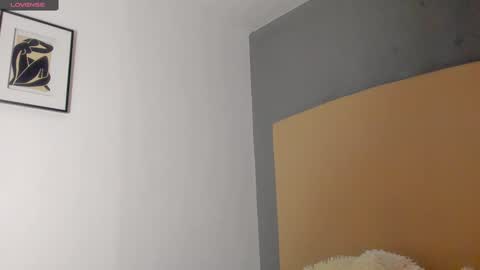 Snapshot of yoi_olimpo chatting on 12-31-24, 12:36 Yoi Olimpo online show from 12-31-24, 12:36