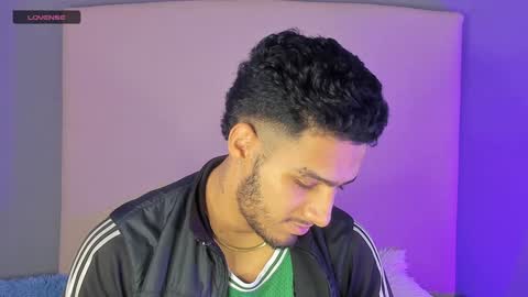 Snapshot of yoi_olimpo chatting on 01-10-25, 12:47 Yoi Olimpo online show from 01-10-25, 12:47