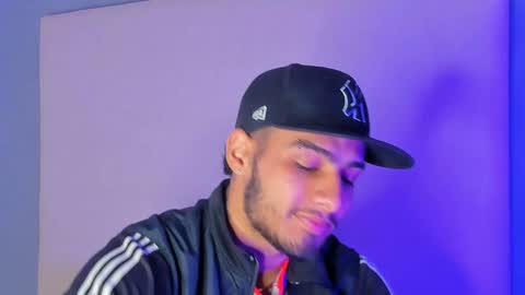 Snapshot of yoi_olimpo chatting on 01-15-25, 12:47 Yoi Olimpo online show from 01-15-25, 12:47