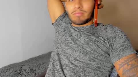 Snapshot of yoi_olimpo chatting on 01-29-25, 03:04 Yoi Olimpo online show from 01-29-25, 03:04