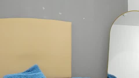 Snapshot of yoi_olimpo chatting on 02-06-25, 12:05 Yoi Olimpo online show from 02-06-25, 12:05