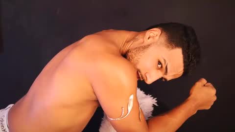 Snapshot of yoi_olimpo chatting on 02-24-25, 03:20 Yoi Olimpo online show from 02-24-25, 03:20