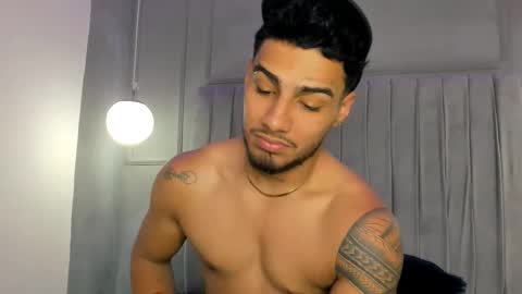 Snapshot of yoi_olimpo chatting on 02-25-25, 12:03 Yoi Olimpo online show from 02-25-25, 12:03