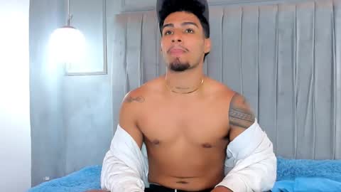 Snapshot of yoi_olimpo chatting on 03-05-25, 03:18 Yoi Olimpo online show from 03-05-25, 03:18