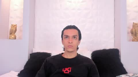 Yoiirchi online show from 04-15-26, 12:39