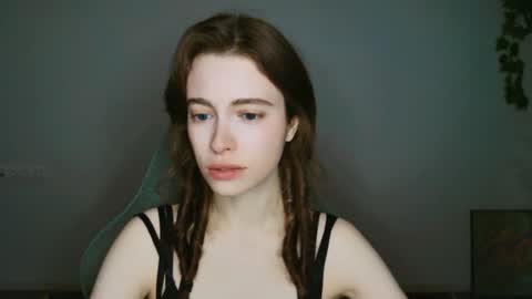 yoka_paradoxxx online show from 11-12-25, 05:30