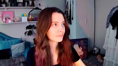yoka_paradoxxx online show from 05-13-26, 11:07