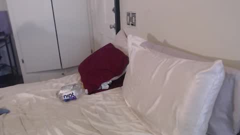 Snapshot of yokaigirl chatting on 01-28-25, 09:50 Yokai Girl online show from 01-28-25, 09:50