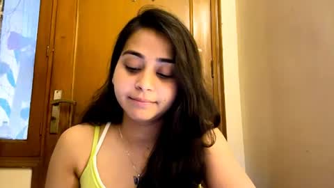 Snapshot of yolondakaltz chatting on 08-07-26, 02:46 yolondakaltz online show from 08-07-26, 02:46
