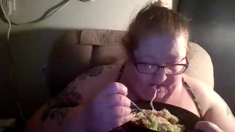 yomoopy online show from 04-01-26, 12:55