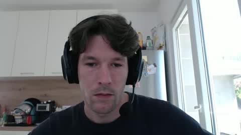 yone23 online show from 04-18-26, 09:24