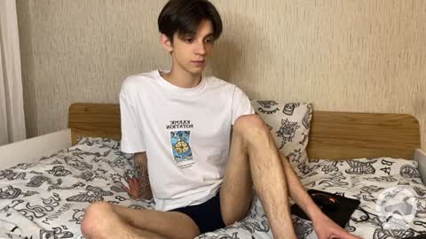 Yoo Dee Ohh online show from 01-24-25, 01:03