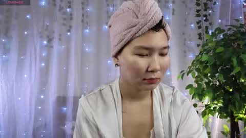 i am Yoon online show from 10-18-25, 07:53
