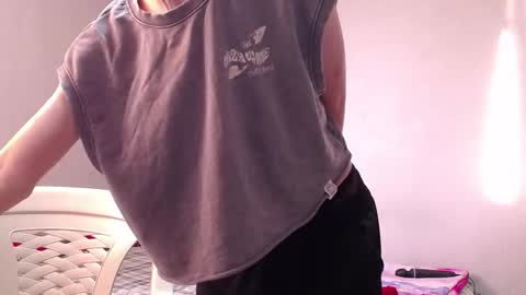 Little Mike Independent model online show from 10-02-25, 10:06