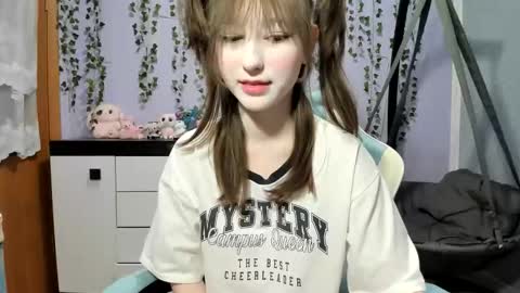 yoonhee_ki online show from 03-06-26, 09:55