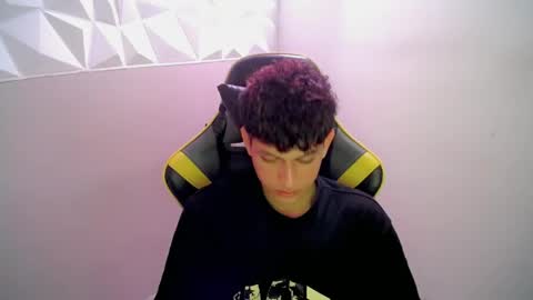 Snapshot of yosepp_cum chatting on 04-20-26, 07:00 YOSEP online show from 04-20-26, 07:00