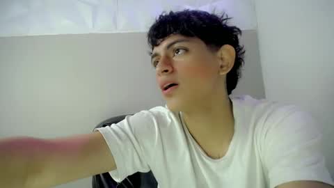 Snapshot of yosepp_cum chatting on 05-01-26, 04:06 YOSEP online show from 05-01-26, 04:06