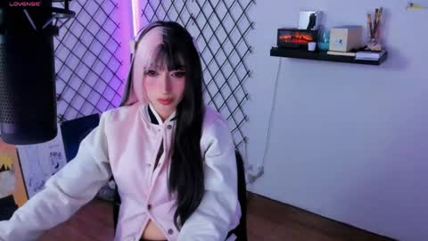 Snapshot of yoshino_san chatting on 05-05-26, 01:46 you can call me Andy or yoshi 3 online show from 05-05-26, 01:46