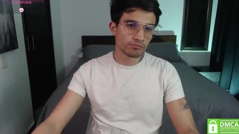 yoshy_man online show from 11-20-25, 03:07