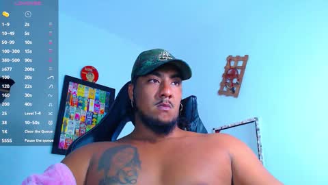 Snapshot of yosoy_enzo2020 chatting on 11-17-25, 02:50 Enzo online show from 11-17-25, 02:50