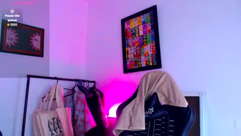 Enzo online show from 01-16-26, 04:05