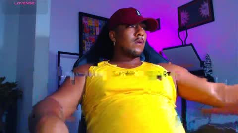Snapshot of yosoy_enzo2020 chatting on 04-27-26, 04:54 Enzo online show from 04-27-26, 04:54
