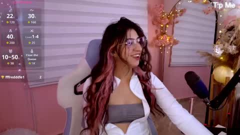 Snapshot of yosoykore_ chatting on 05-22-26, 01:35 Kore online show from 05-22-26, 01:35