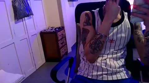 Snapshot of yosoyplex91 chatting on 03-02-25, 10:38 AlexBlack online show from 03-02-25, 10:38