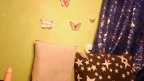Snapshot of yosweetslut chatting on 04-07-26, 10:53 Sweetkitty online show from 04-07-26, 10:53
